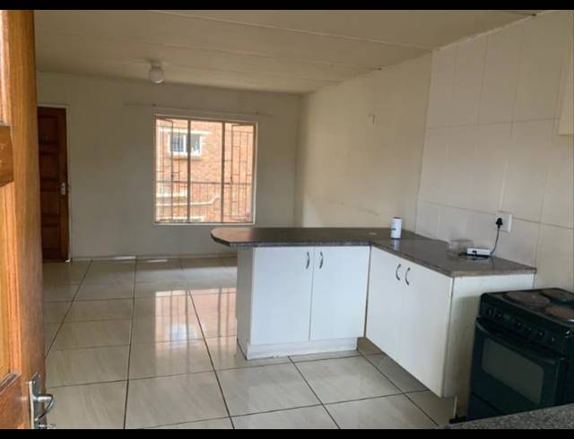 2 BEDROOM PROPERTY TO RENT IN ELSBURG